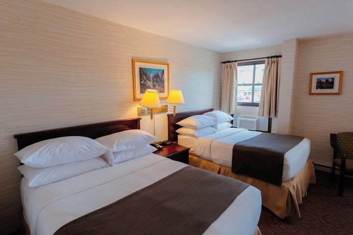 Room 20 of 64