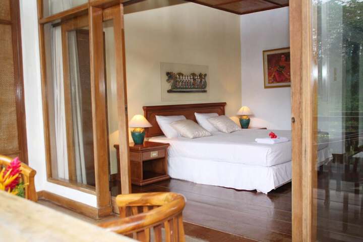 Room 5 of 27