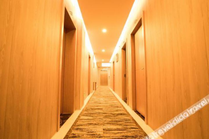 Hotel Interior 14 of 43