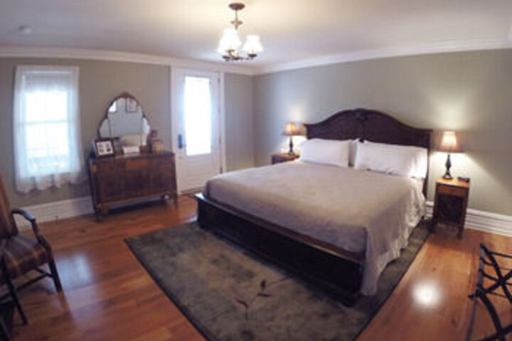 Room 75 of 100