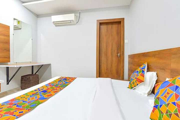 Room 22 of 43
