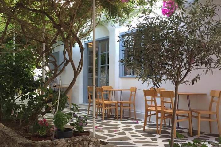 Terrace/Patio 19 of 27