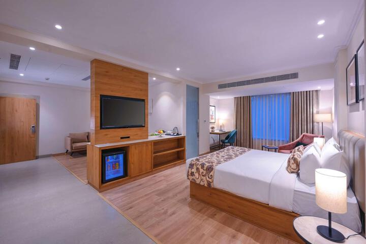Room 36 of 52