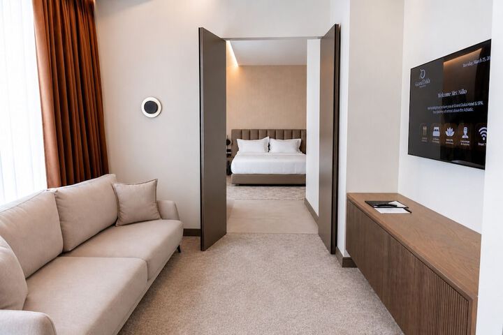 Room 22 of 176