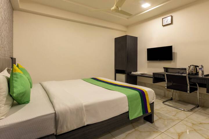 Room 14 of 26