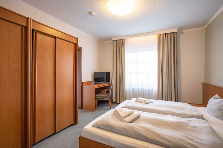 Room 7 of 53