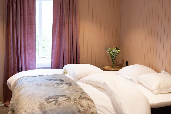 Room 8 of 63
