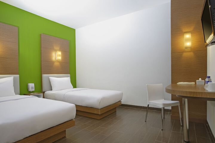 Room 5 of 26
