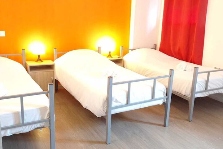 Room 26 of 158