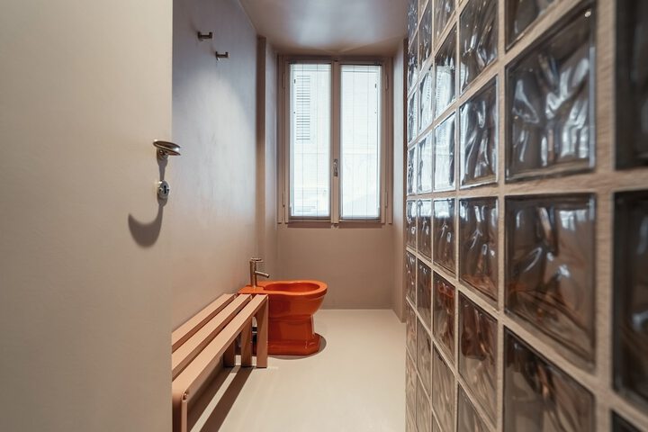 Room 47 of 63