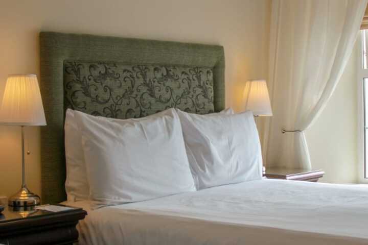 Room 3 of 16