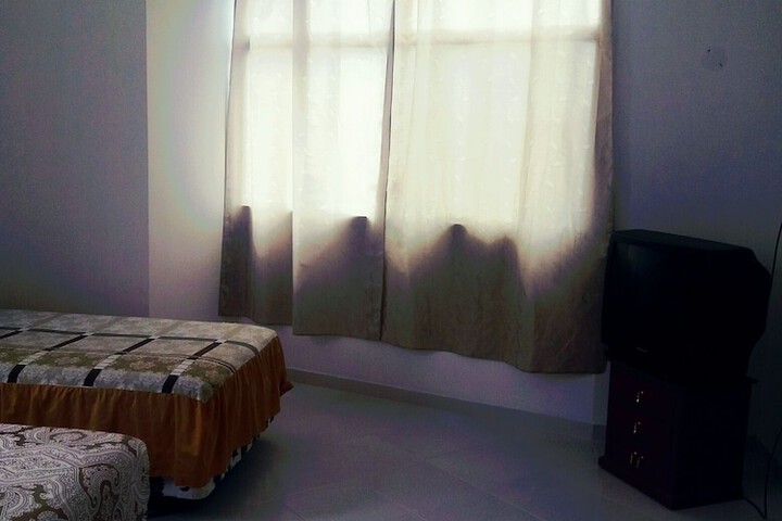 Room 4 of 14