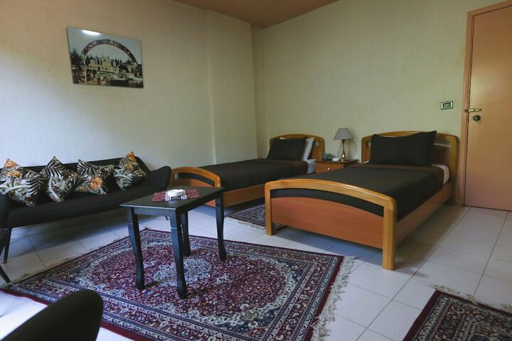 Room 18 of 83
