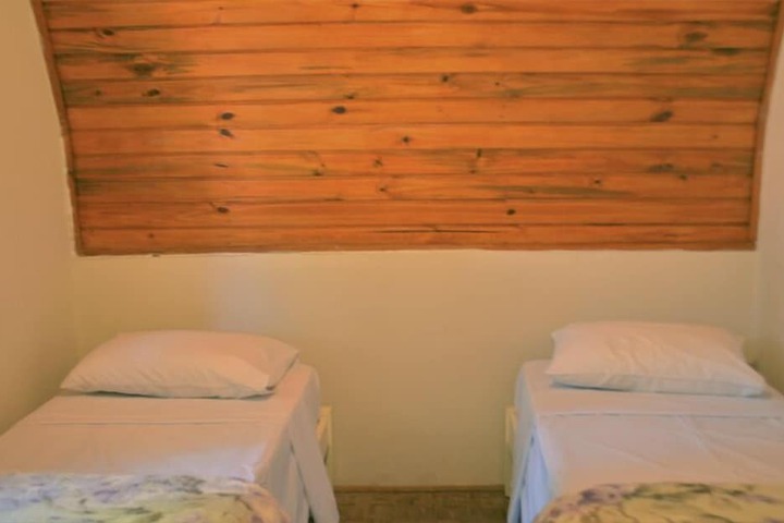 Room 9 of 78