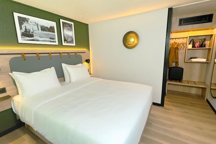 Room 20 of 46
