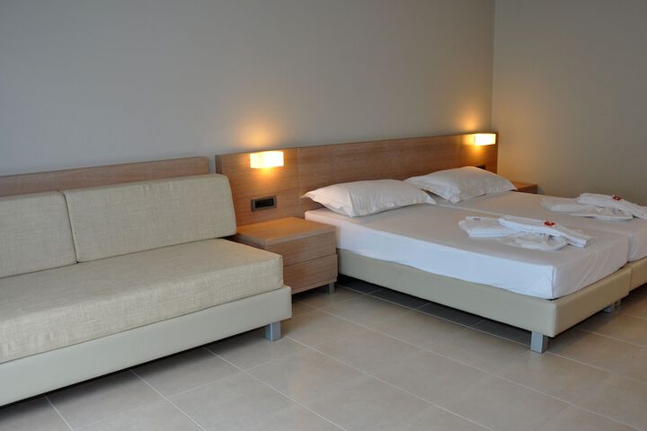 Room 8 of 41