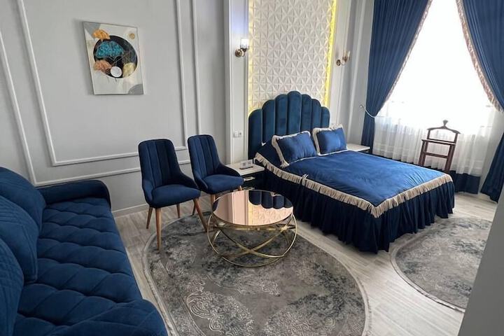 Room 7 of 29