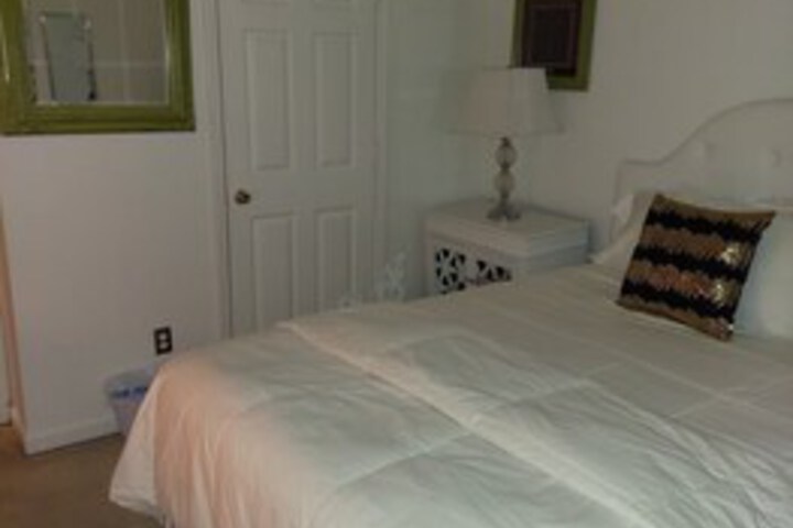 Room 35 of 64