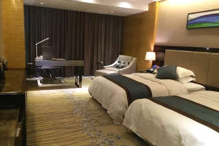 Room 7 of 29