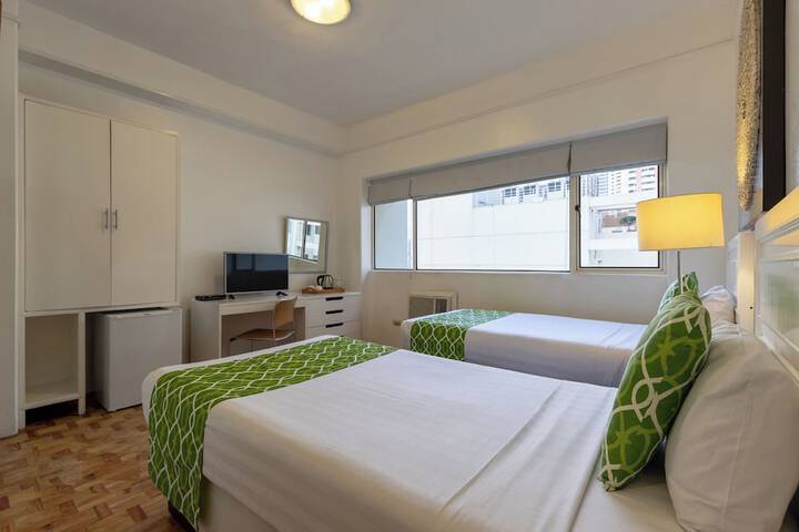 Room 21 of 59