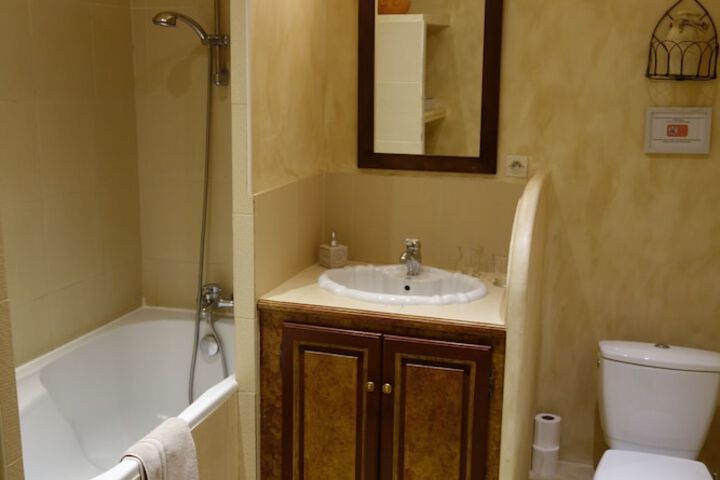 Bath Interior