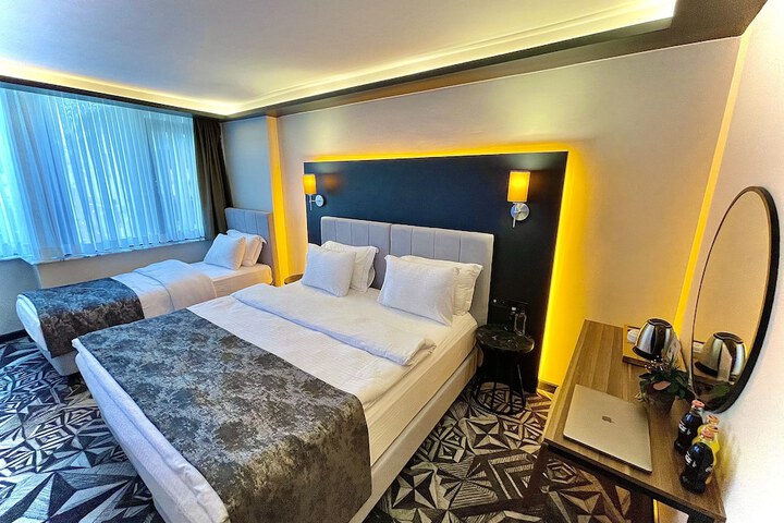 Room 19 of 47