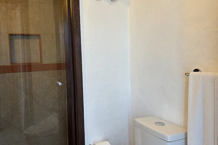 Room 99 of 150