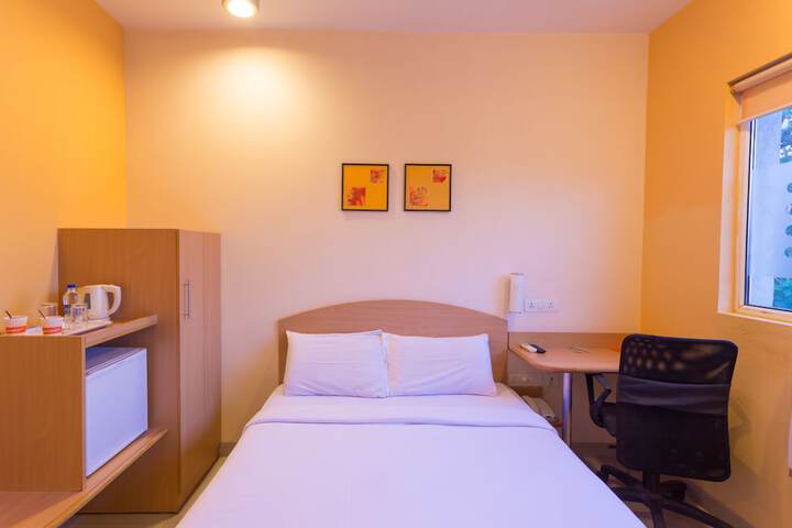 Room 15 of 54