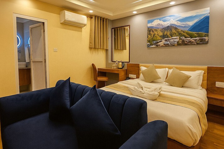 Room 16 of 38