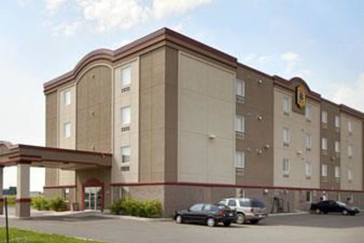 Image of Super 8 Montreal QC