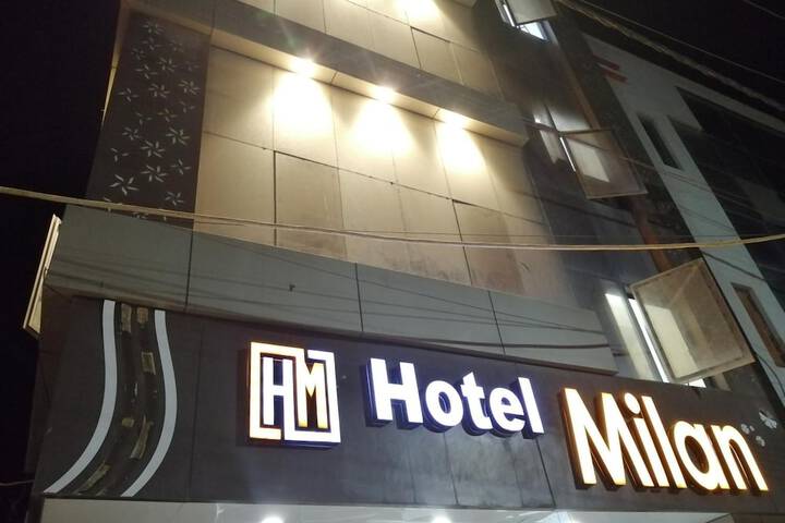 Hotel 8 of 13