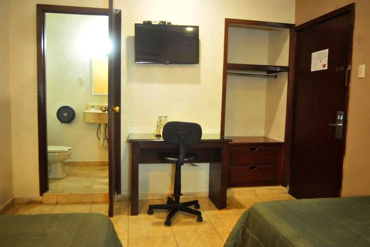 Room 51 of 106