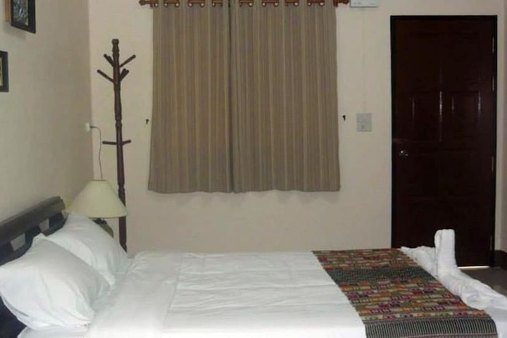 Room 6 of 21