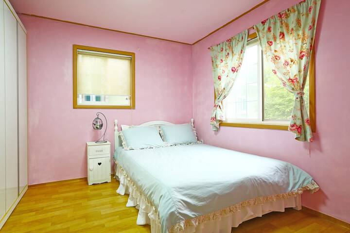 Room 58 of 111