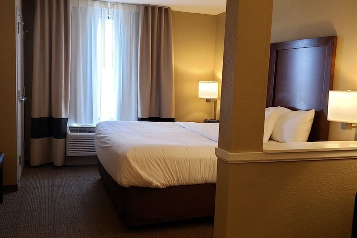 Room 5 of 59