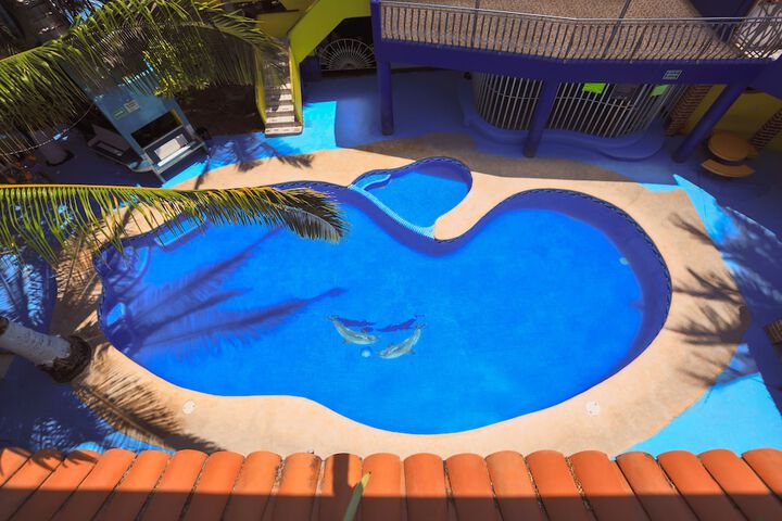Pool 32 of 53