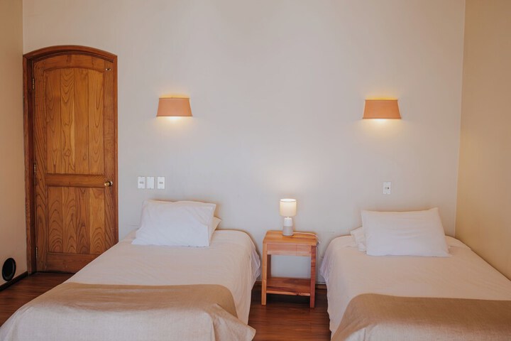 Room 7 of 35
