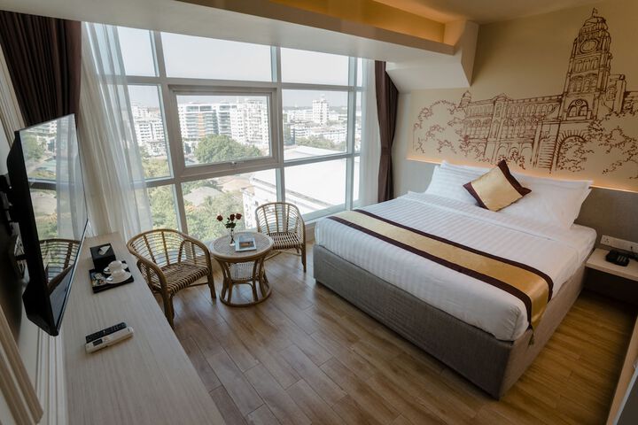 Room 42 of 63