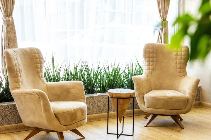 Entrance & Lobby