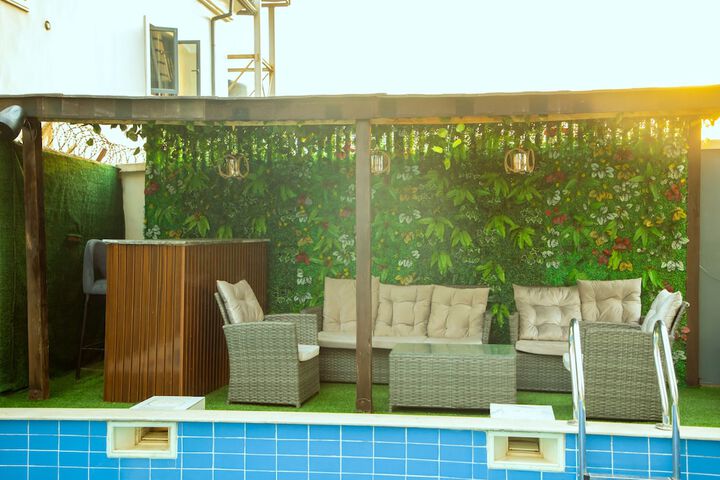 Pool 37 of 65