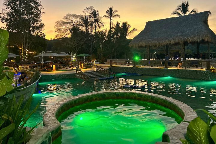 Pool 60 of 108