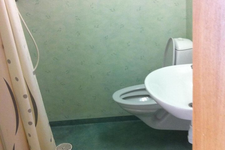 Room 34 of 63