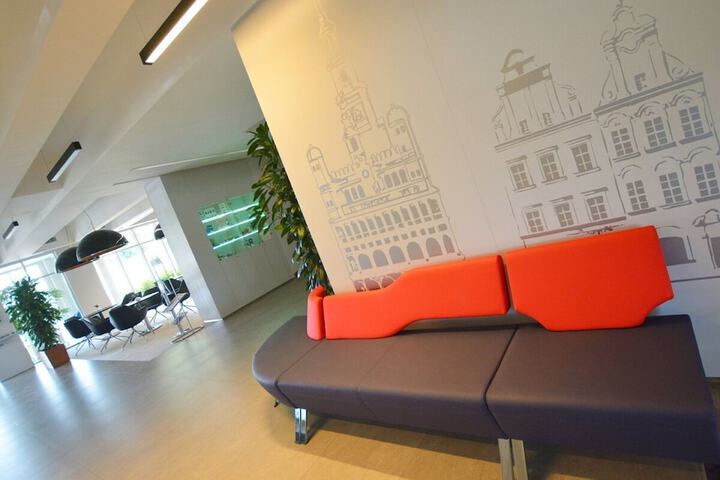 Entrance & Lobby