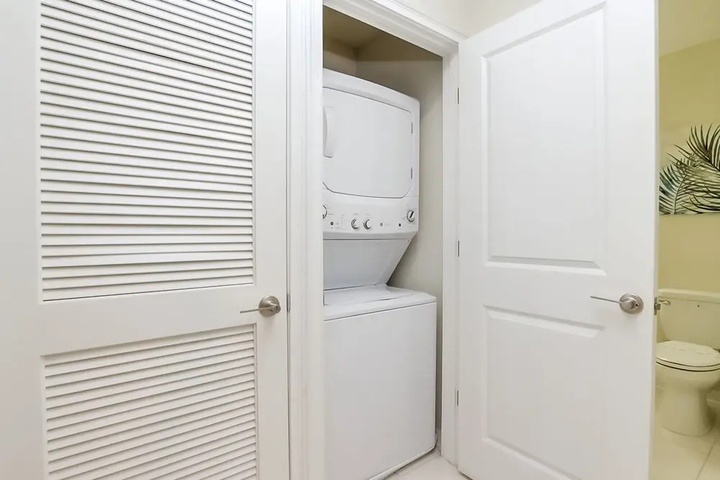 Room 8 of 25