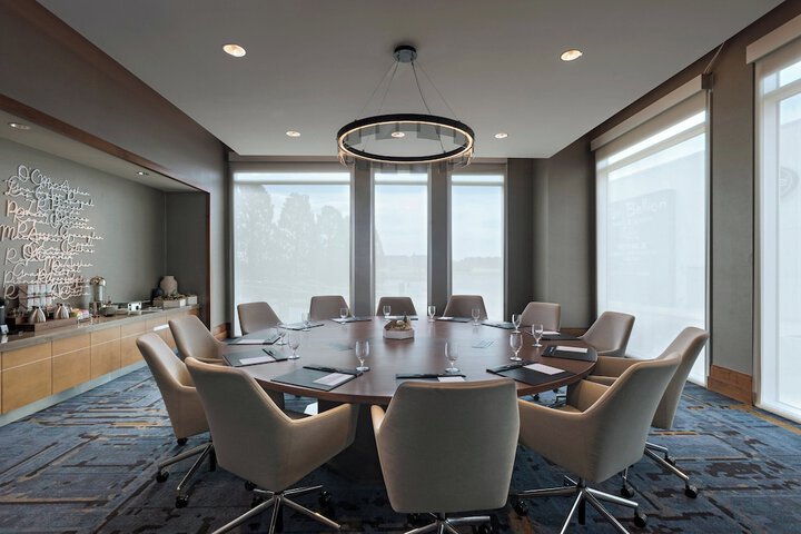 Meeting facility
