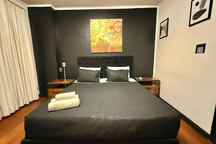 Room 5 of 28