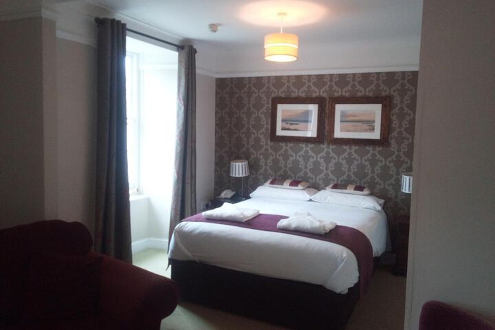 Room 14 of 22