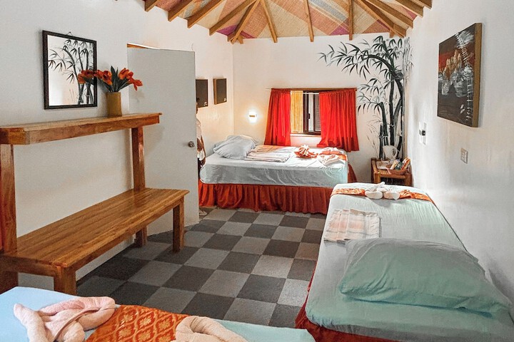 Room 10 of 29