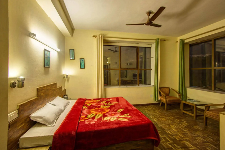 Room 2 of 15