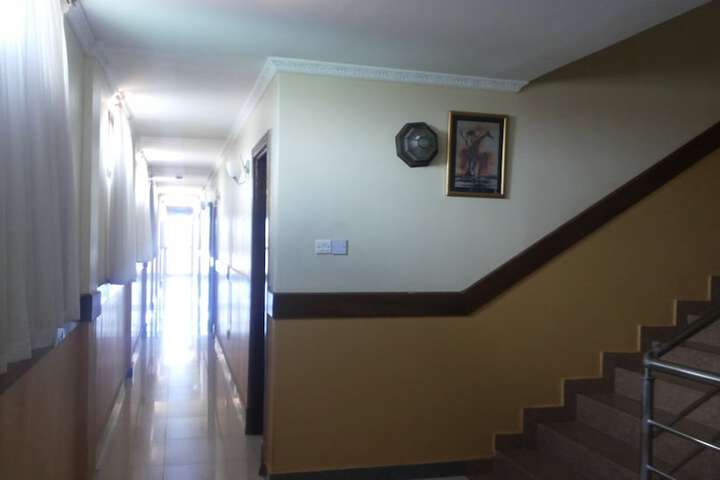 Ballroom/Hall 54 of 70